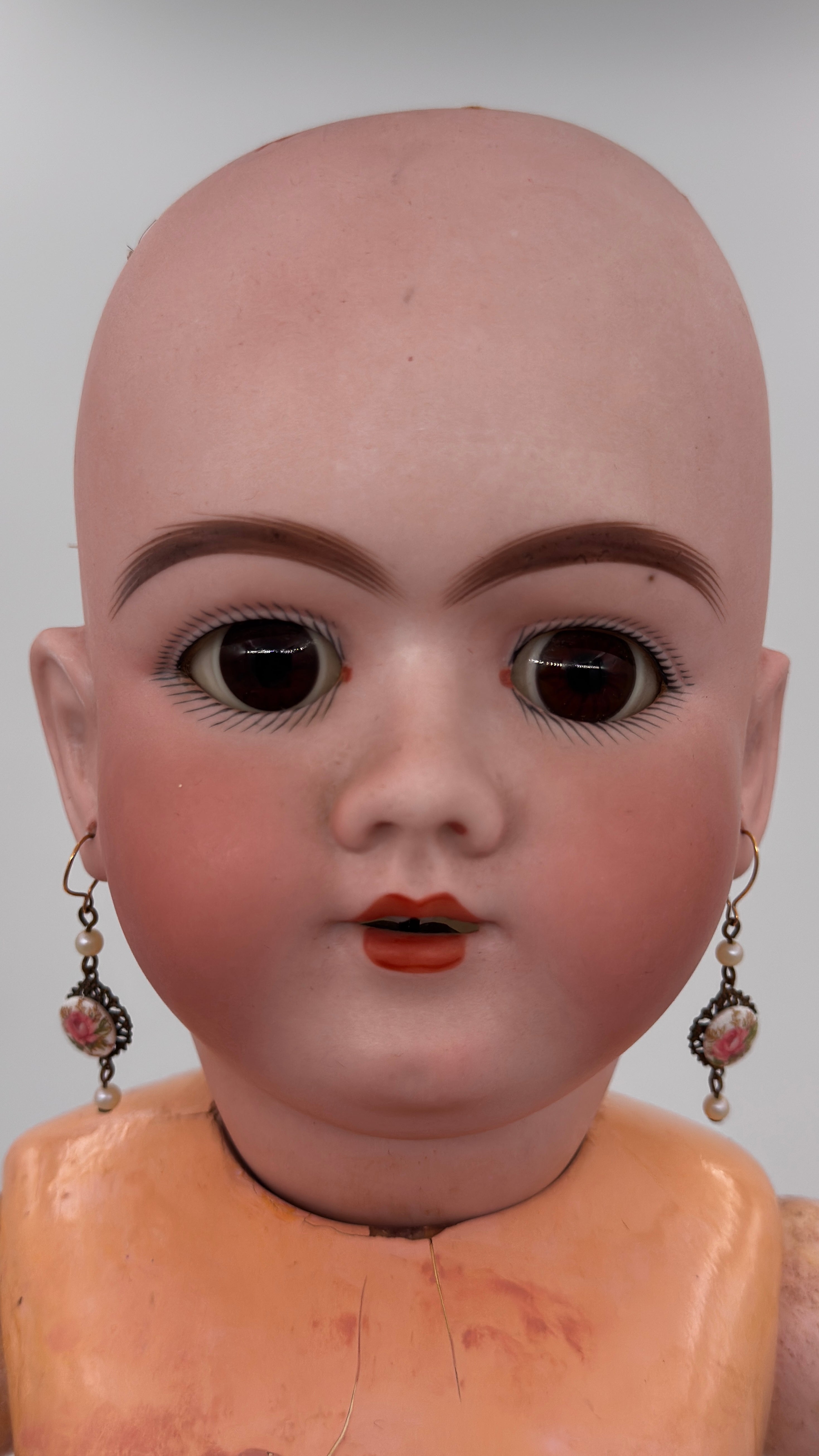 Antique Germany doll Heinrich Handwerck 99 bisque head