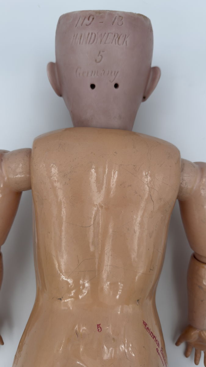 Antique Heinrich Handwerck 119 bisque head Doll — 28’’