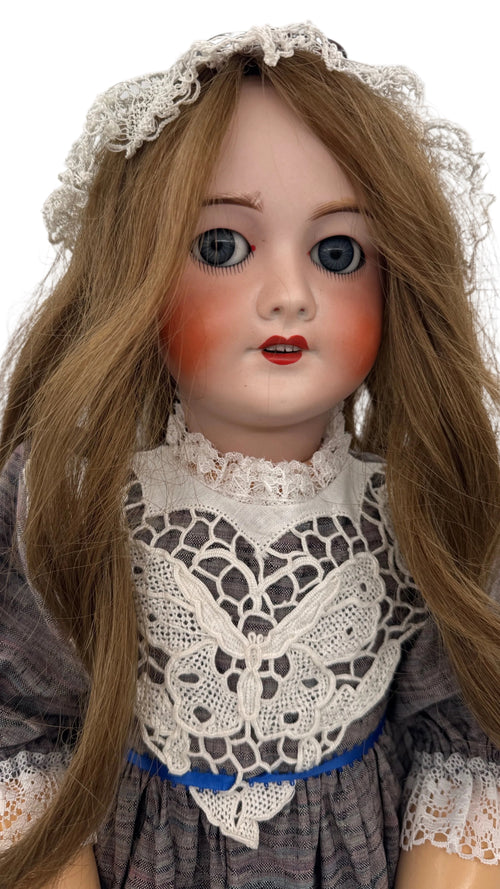 Antique French UNIS France 301 Doll, 25″ — Working Flirty Eyes